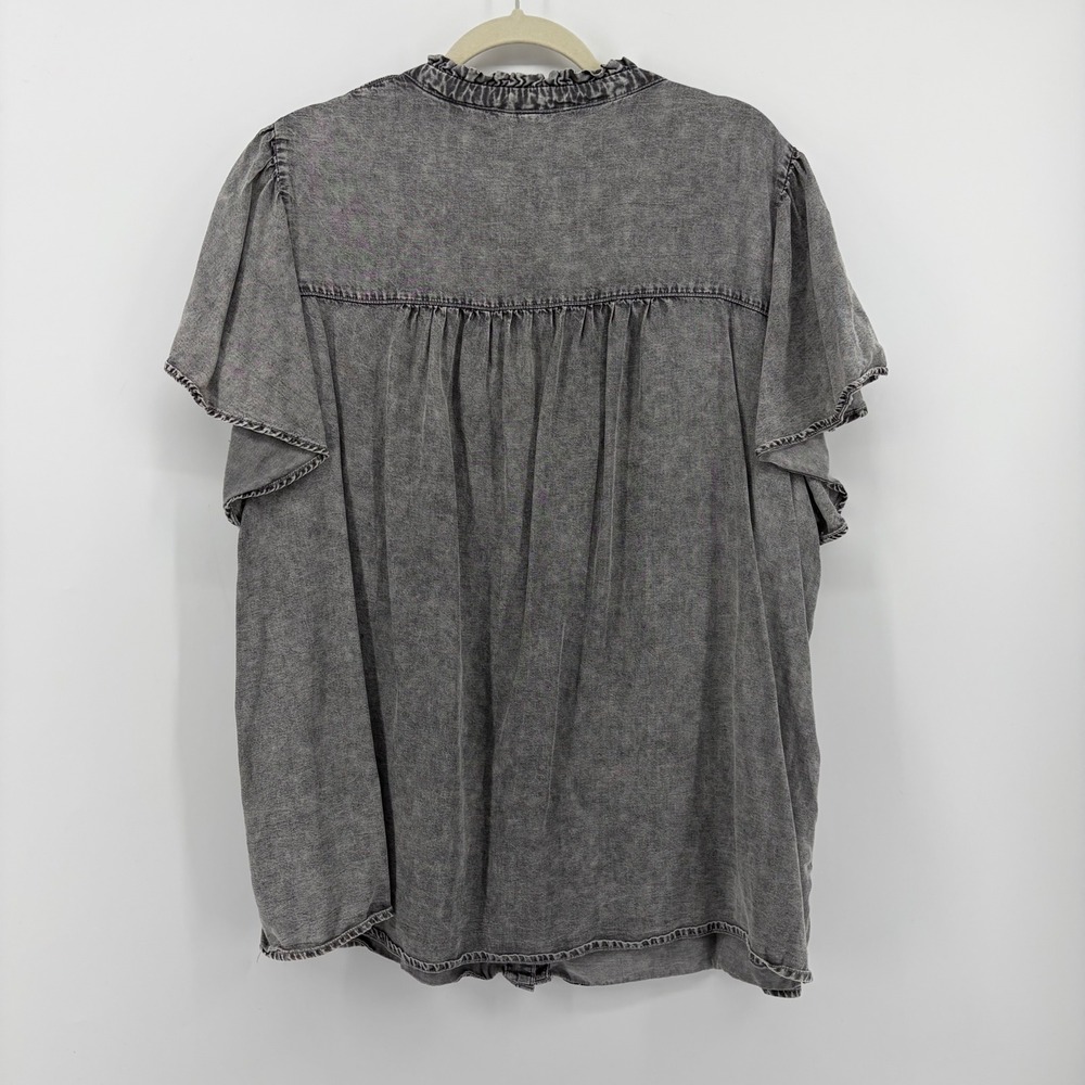 Jane + Delancey Women 3X Gray Button Down Ruffle Neck Lyocell Flutter Sleeve Top - Picture 2 of 6